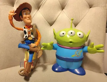 토이스토리 제일복권 A상 우디 B상 에이리언 저금통