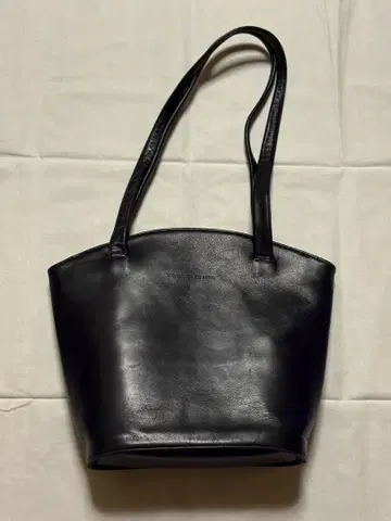 블랙 가죽 토트백