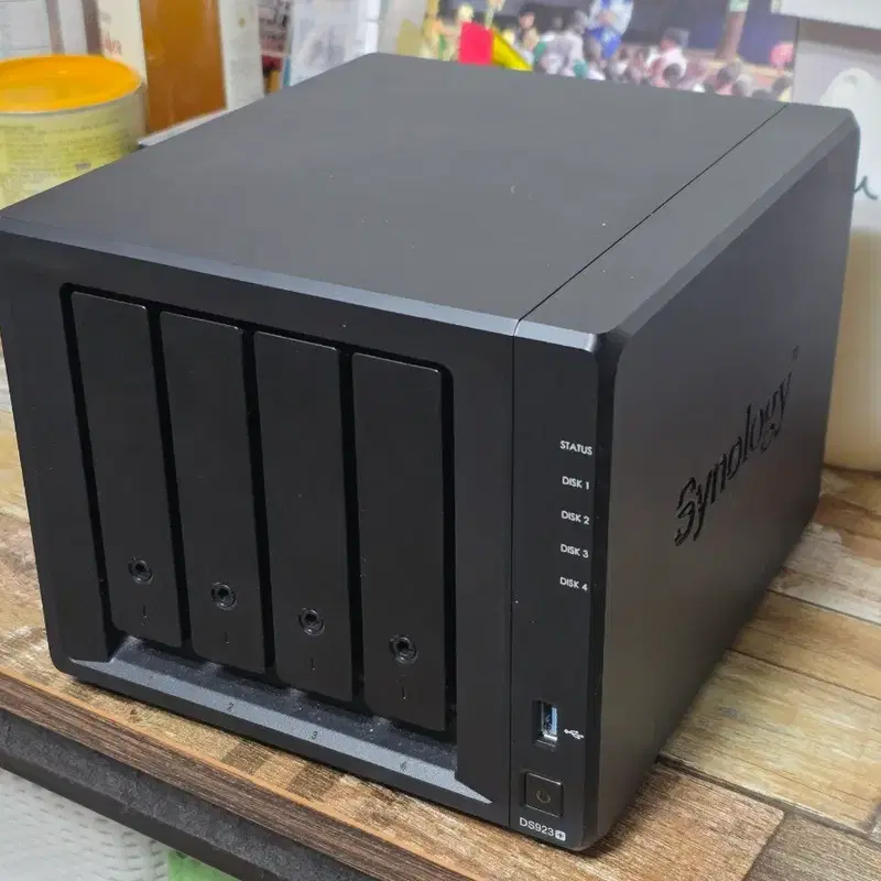 24TB/이더넷 10Gbps 시놀로지 4베이 NAS