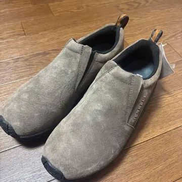 MERRELL 브라운 슬립온 슈즈