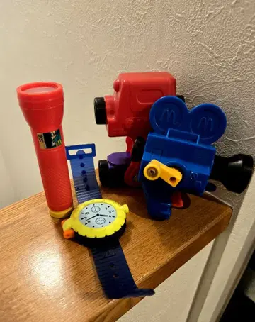 90년대 맥도날드 빈티지 영사기 망원경 시계 등 4종 세트 아메토이