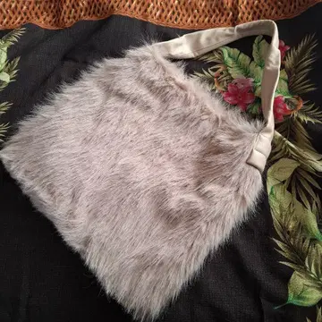 퍼 토트백 라이트 베이지