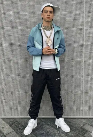 센트럴 씨 착용 엄브로 UMBRO 나일론 트랙 팬츠