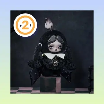 2 [ US 한정판 ] 웬즈데이 스컬팬더 / XG 치마바지