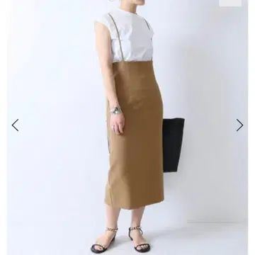 정가 15120엔 노블 숄더 스트랩 살로펫 스커트