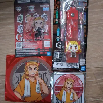 렌고쿠 쿄쥬로 아크릴 스탠드 스트랩 세트