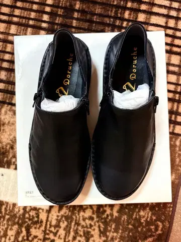 새상품 돌체 Doruche 소가죽 더블 지퍼 신발 23cm