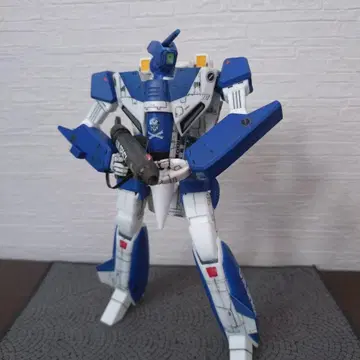 초시공 요새 마크로스 VF-1A 맥스기