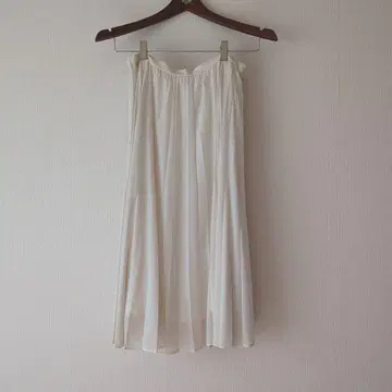 BALLSEY 화이트 쉬폰 플레어 스커트