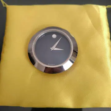 MOVADO 쿼츠 시계 블랙