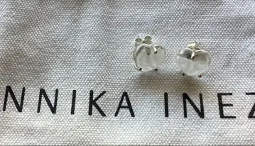 ANNIKA INEZ 아 니카 이네즈 하트형 귀걸이