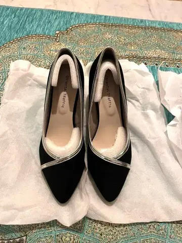 새상품 ORiental TRaffic 펌프스