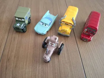 토미카 카즈 세트 토퍼 데킹턴 플로우서지 트랙터 미스 프리터