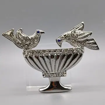 60년대 빈티지 쌍조 모티브 큐빅 브로치 정적을 머금은 은색 그릇