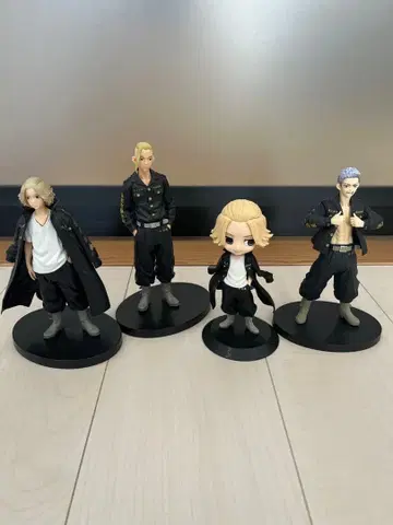 도쿄 리벤저스 피규어 4체 세트