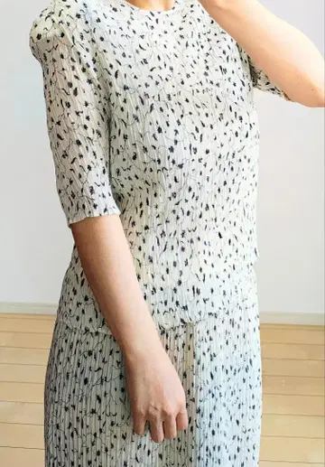 Playmatch 셋업 롱 원피스 꽃무늬 L 주름 가공 레이스