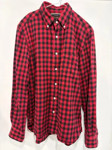 빨간색과 검은색 체크 플란넬 셔츠 beams+ 빔즈