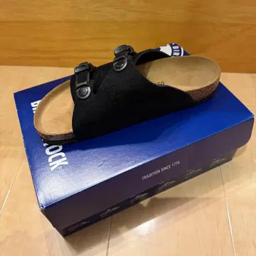 BIRKENSTOCK 블랙 샌들 40