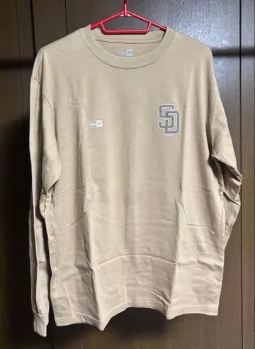 새상품급 NEW ERA 긴팔 T셔츠 뉴에라 베이지 XL 남성용
