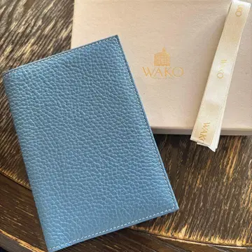 WAKO 파랑 가죽 여권 케이스