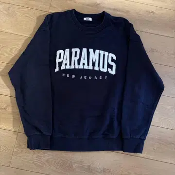 PARAMUS, NEW JERSEY 프린트 맨투맨