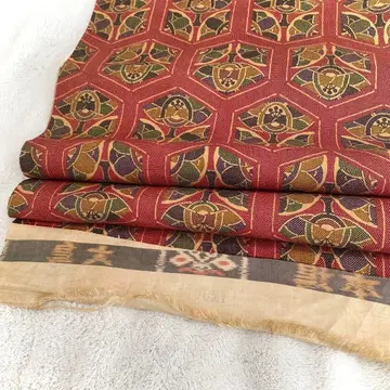 옷감 본고장 오시마 명주 중고품 빨간색 리메이크 재료 pt106