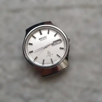 SEIKO 쿼츠 TYPE II 실버 완동 중고품