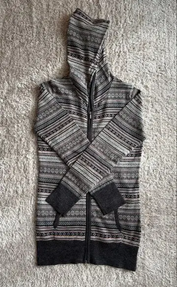 디노스 노르딕 무늬 후디 니트 가디건