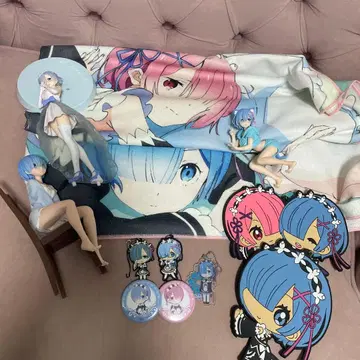 리제로 렘 피규어 아크릴 키링 담요