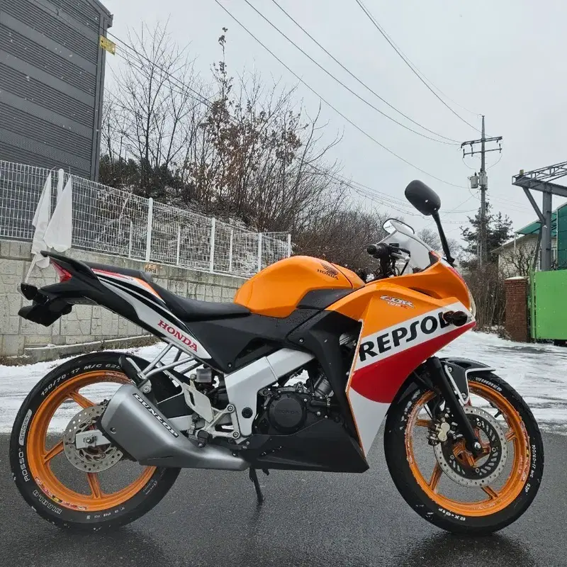 혼다CBR125R/15년식/1만키로/150만원/올정비차량