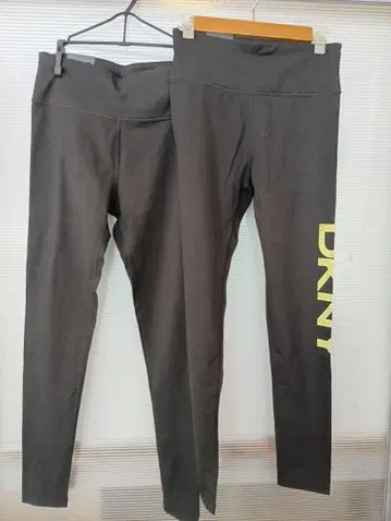 DKNY 레깅스 S 사이즈 2개 세트