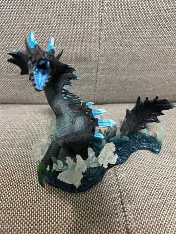 몬스터 헌터 피규어 라기아크루스 레어종 동상 모델 몬헌