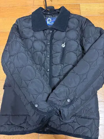 Penfield 블랙 퀼팅 자켓