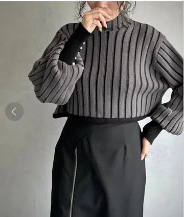 [ &g'aime ] 스트라이프 볼륨 슬리브 니트탑