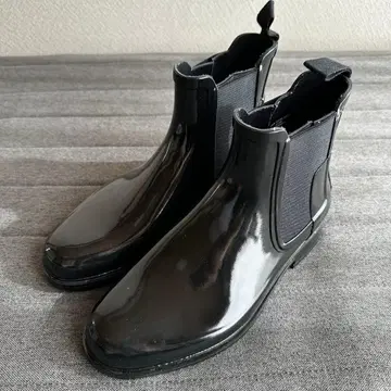 HUNTER 헌터 블랙 첼시 부츠