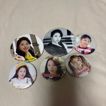 CHAEYOUNG 캔뱃지 7개 세트