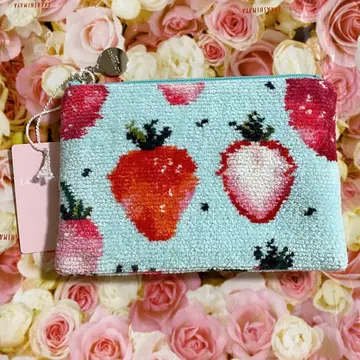 페이러 스트로베리 도트 티슈 파우치 페일 그린 새상품