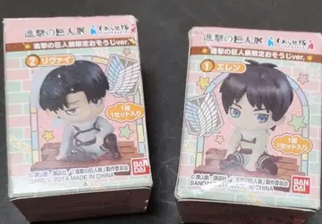 진격의 거인 피규어 세트 엘렌 리바이