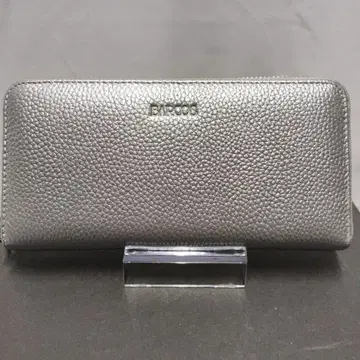 새상품 BAGGAGE 실버 가죽 장지갑
