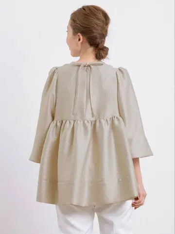 새상품급 yori 요리 샤이니 퍼프 슬리브 블라우스