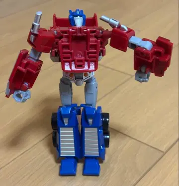 트랜스포머 옵티머스 프라임 피규어