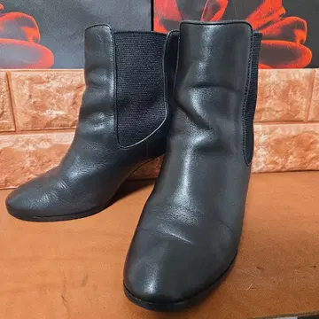 SHOE GALLERY OTA 블랙 사이드 고어 부츠 23.5cm