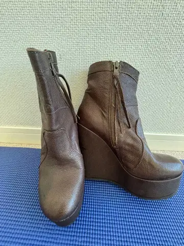 이탈리아제 웨지솔 숏부츠 통굽 부츠