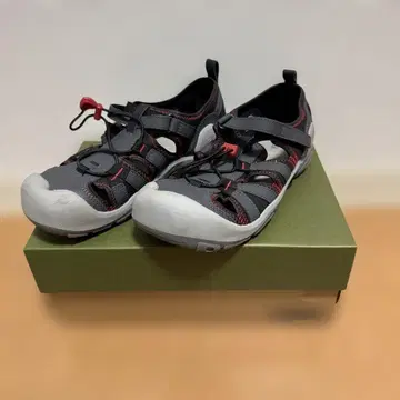 KEEN 아웃도어 샌들 Knotch Creek