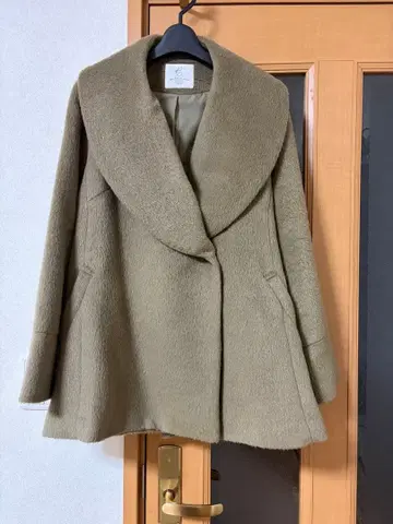 Chou Chou de maman 올리브 그린 코트