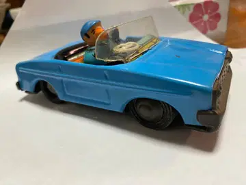 파란 오픈카 쇼와 레트로