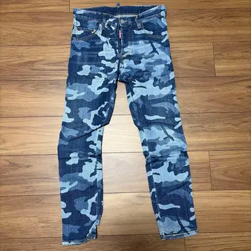 DSQUARED2 카모 패턴 스트레이트 데님 42