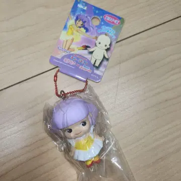 큐지션 큐피 크리미마미 콜라보 키링 스퀴즈