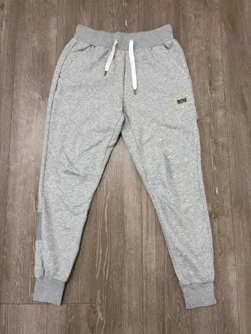 SY32 by SWEET YEARS 그레이 조거 팬츠
