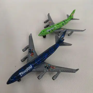 디즈니 디자인 항공기 2대 세트